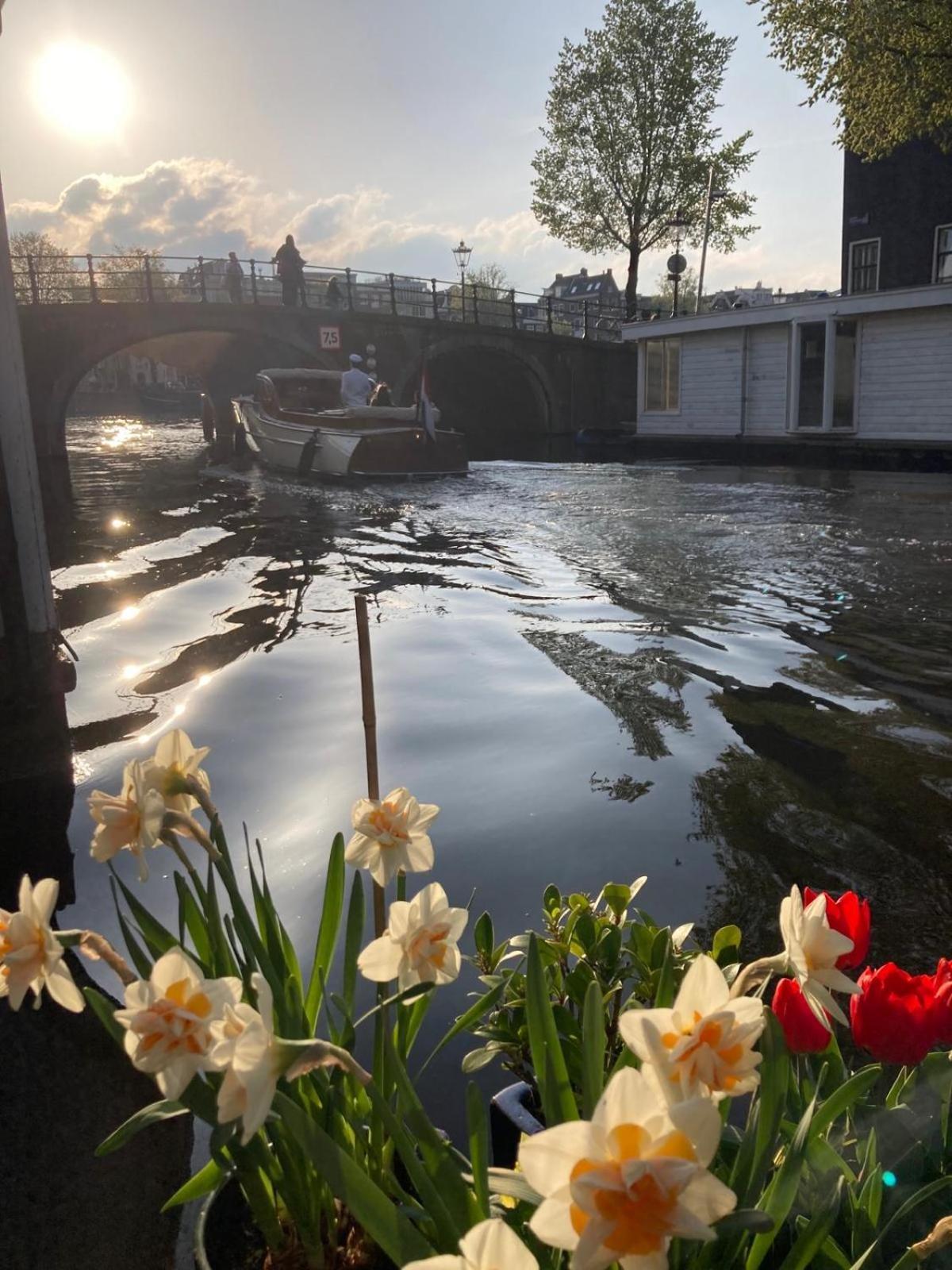 암스테르담 Houseboat Orpheus B&B 외부 사진